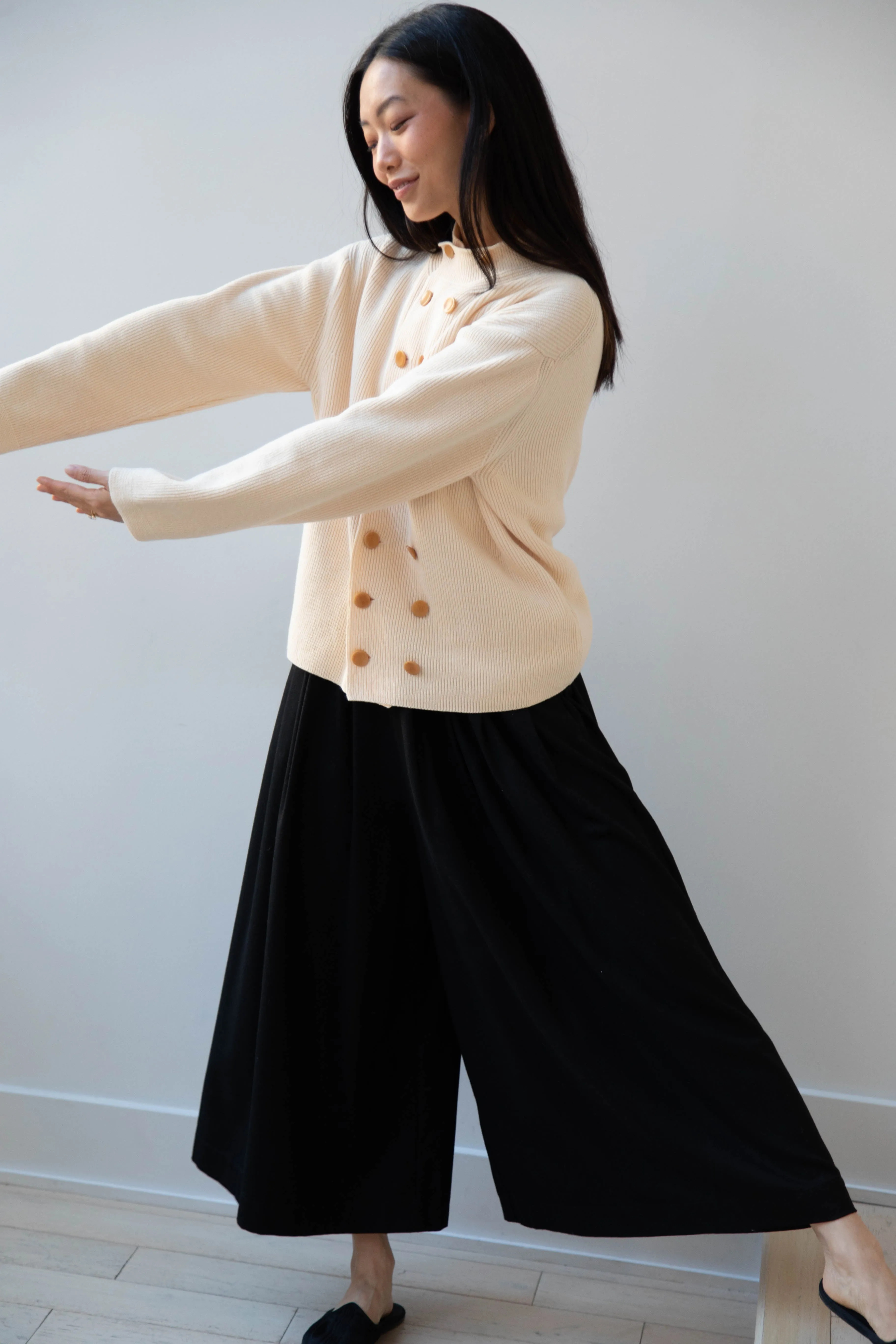 Aseedonclöud | Tea Garden Knit Jacket in Beige