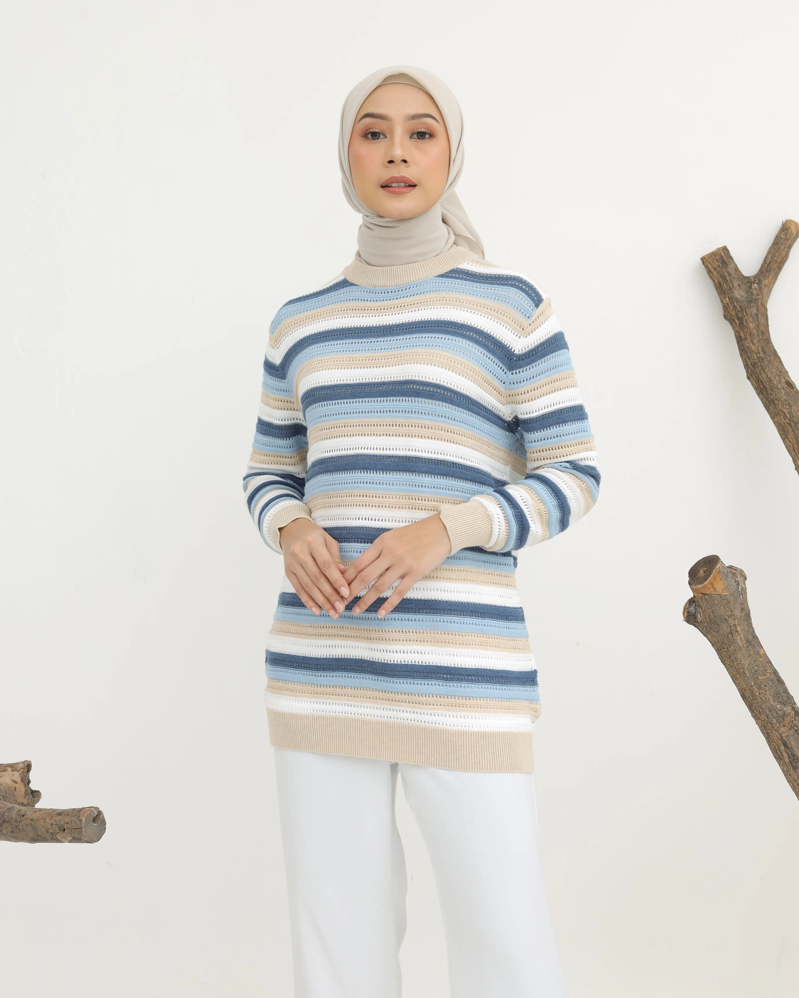 DANUM KNIT TOP