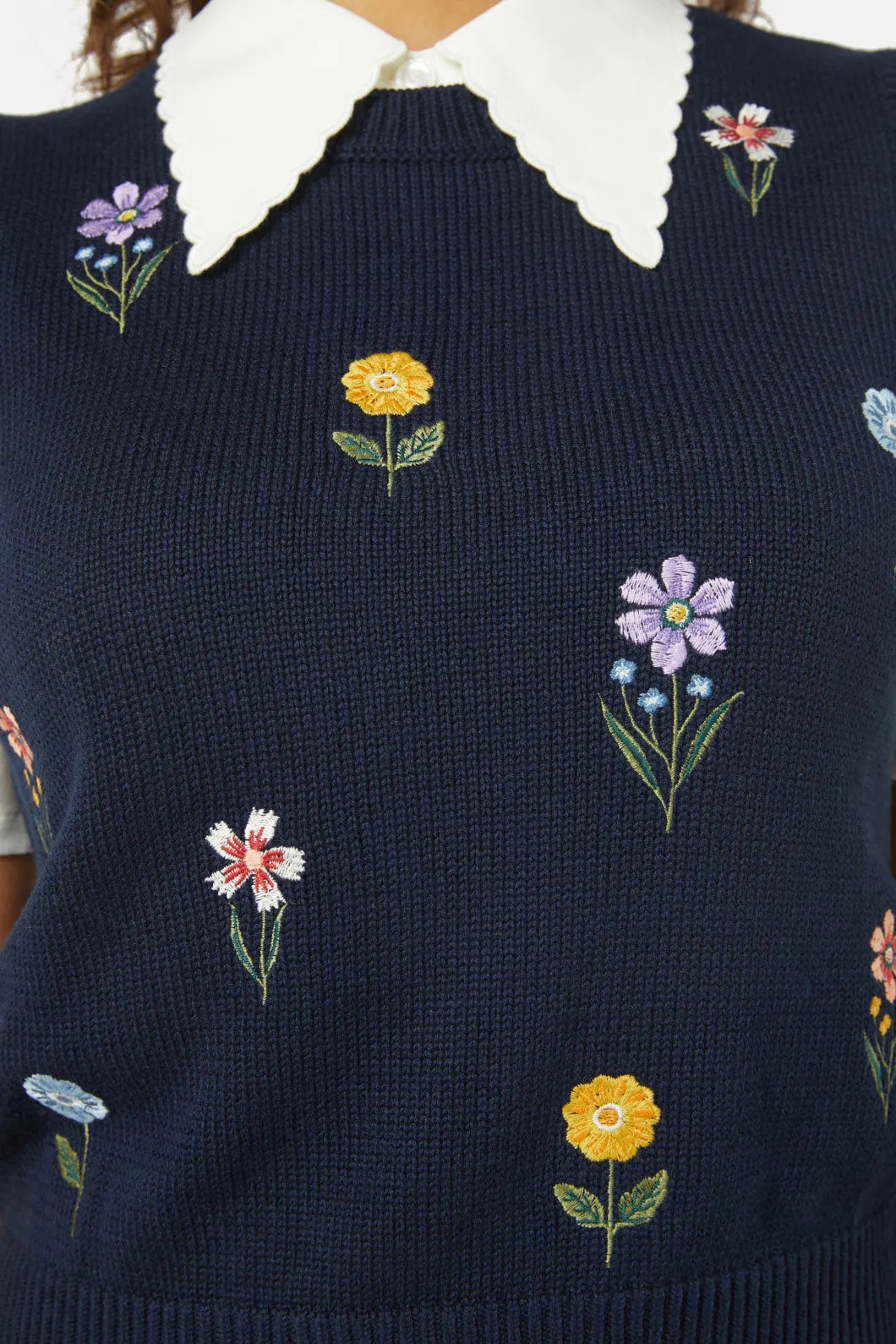 Dora Emb Vest