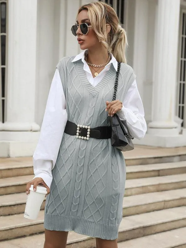 Elegant Knit V-Neck Dress for Effortless Autumn Fashion