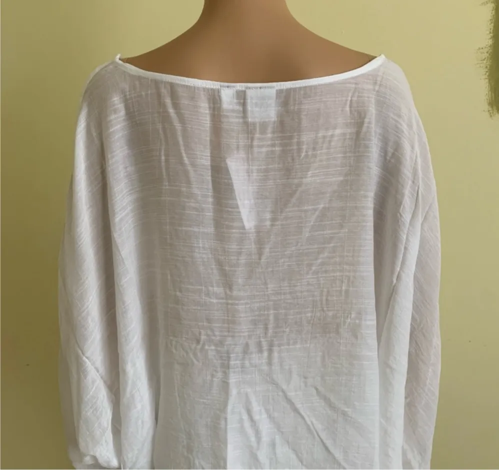 GAUZE SLIT-SLEEVE DOLMAN TOP