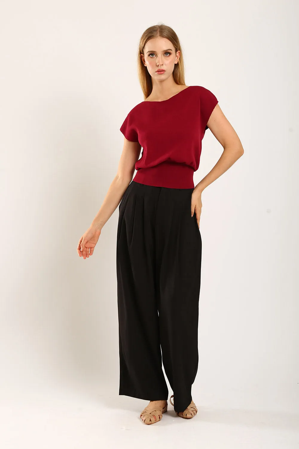 Graciela V-Slit Knit Top in Red