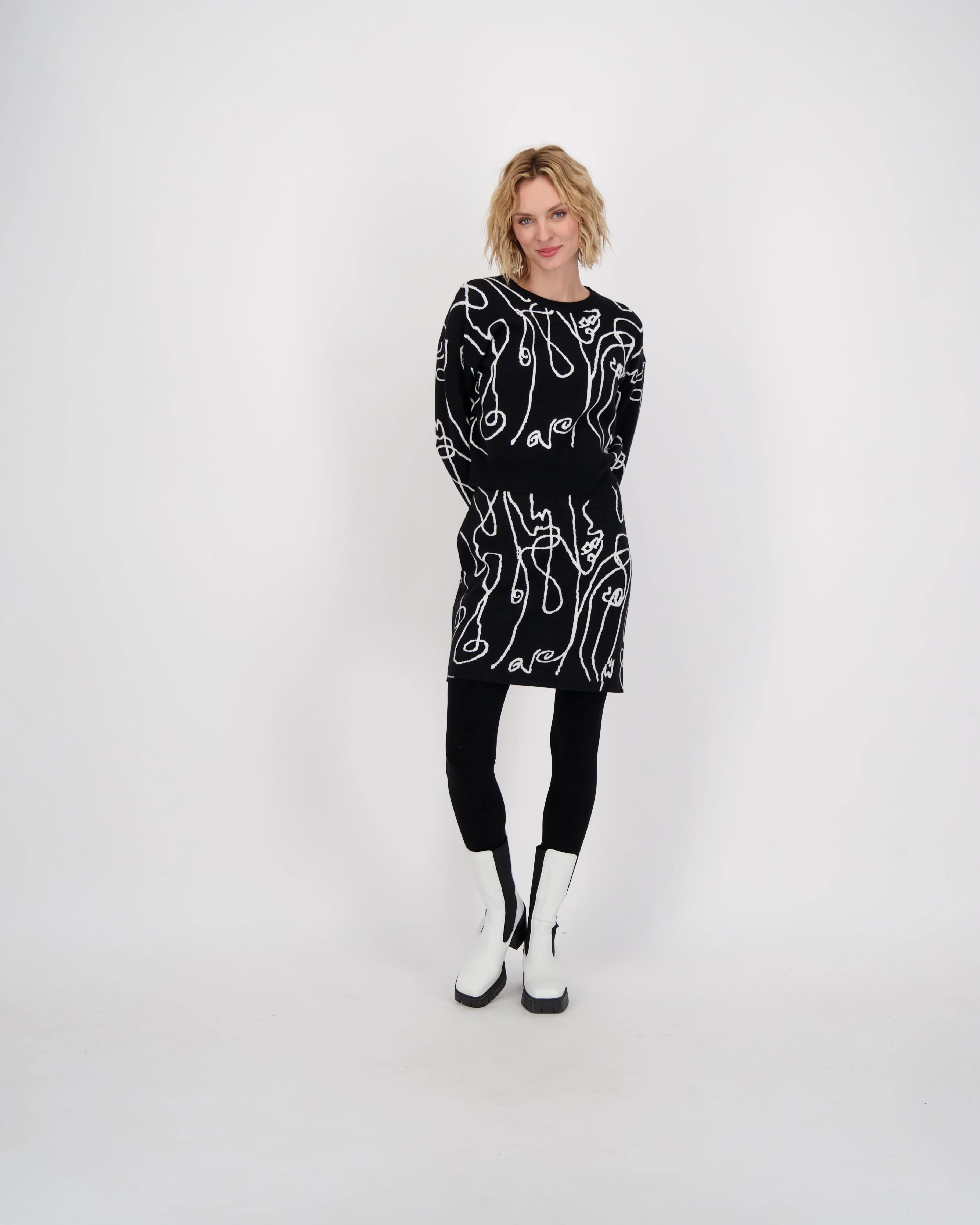Picasso Art Knit Skirt