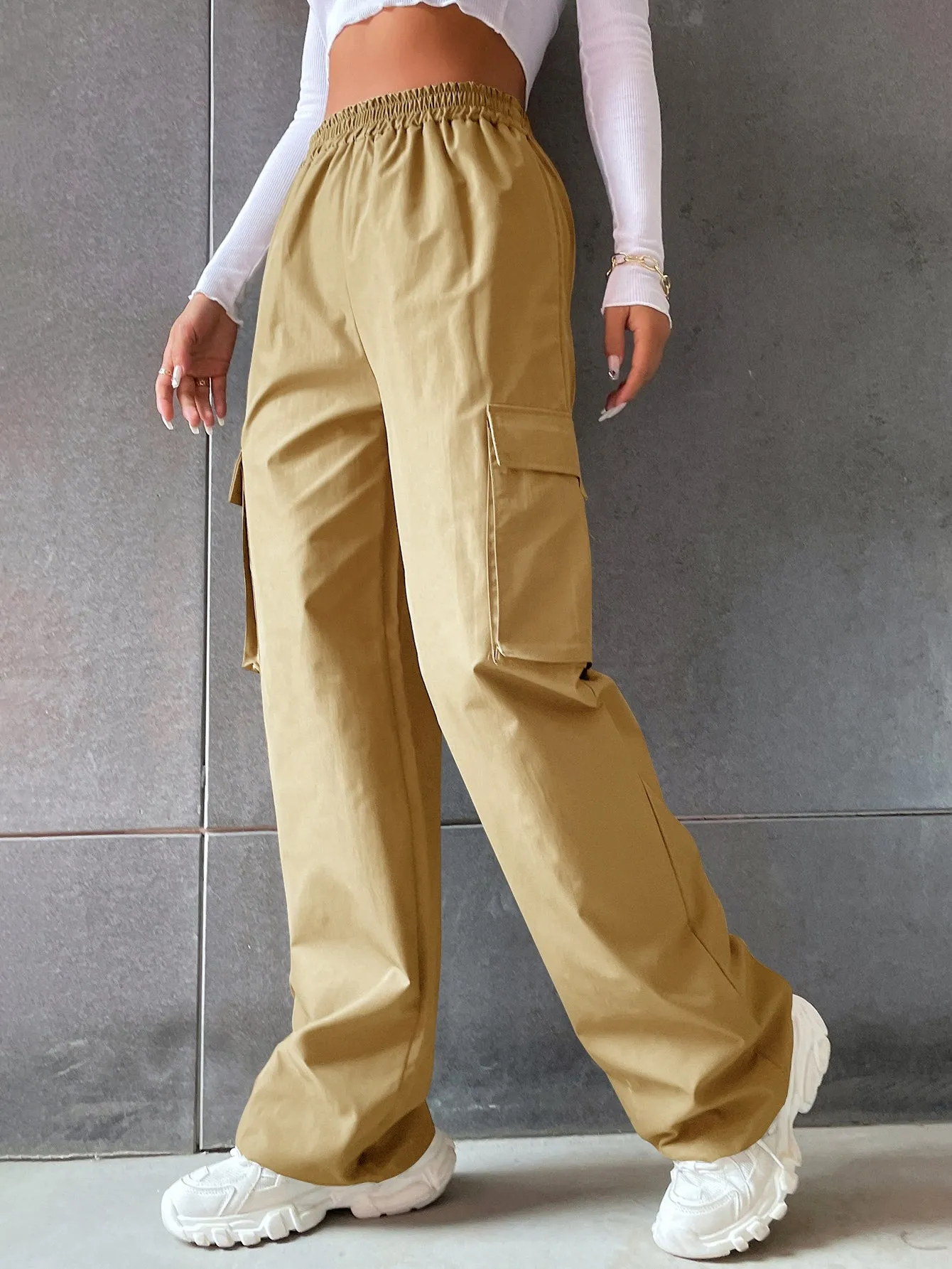 Solid High Waist Flap Pocket Cargo Pants ss22