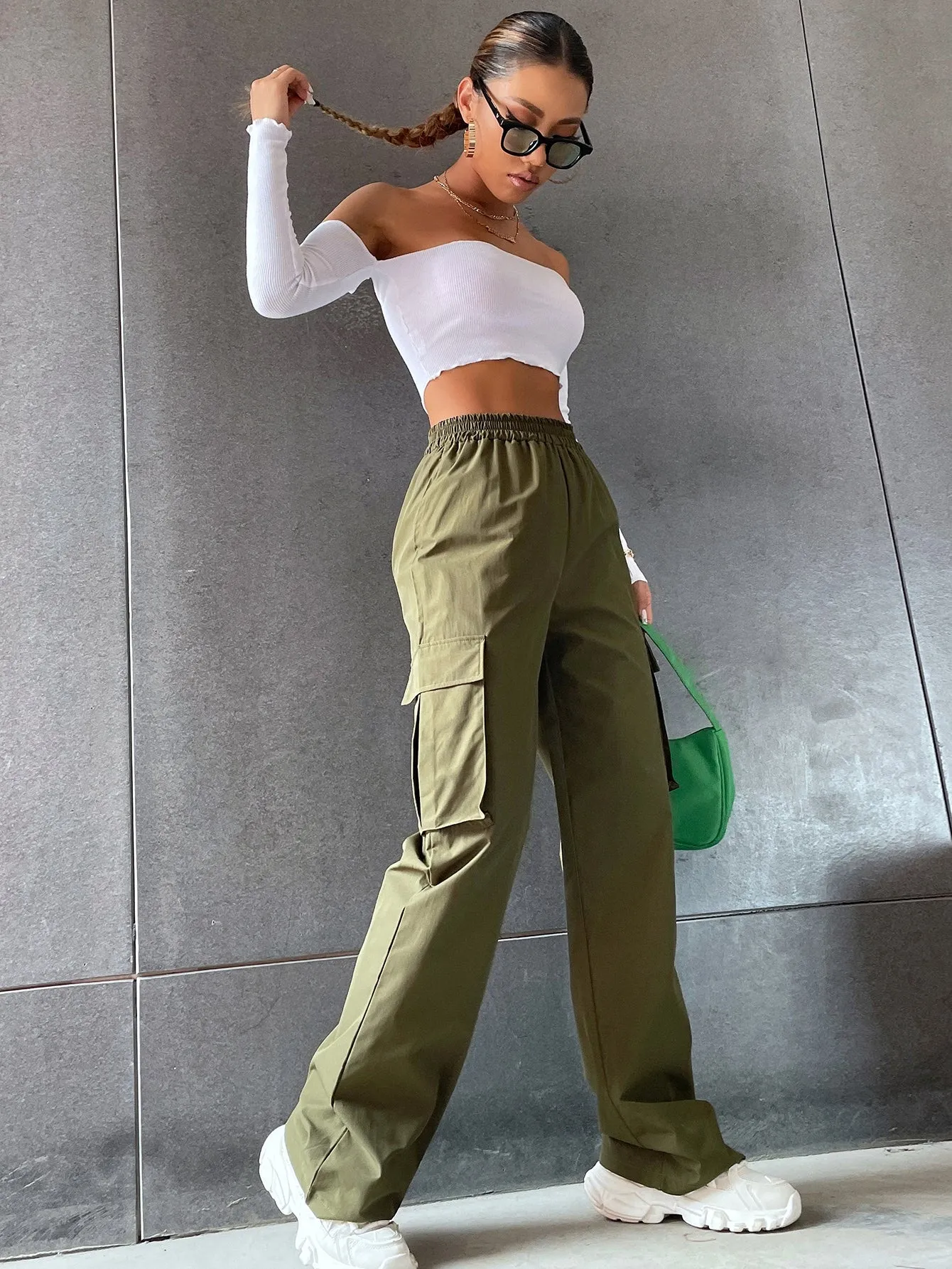 Solid High Waist Flap Pocket Cargo Pants ss22