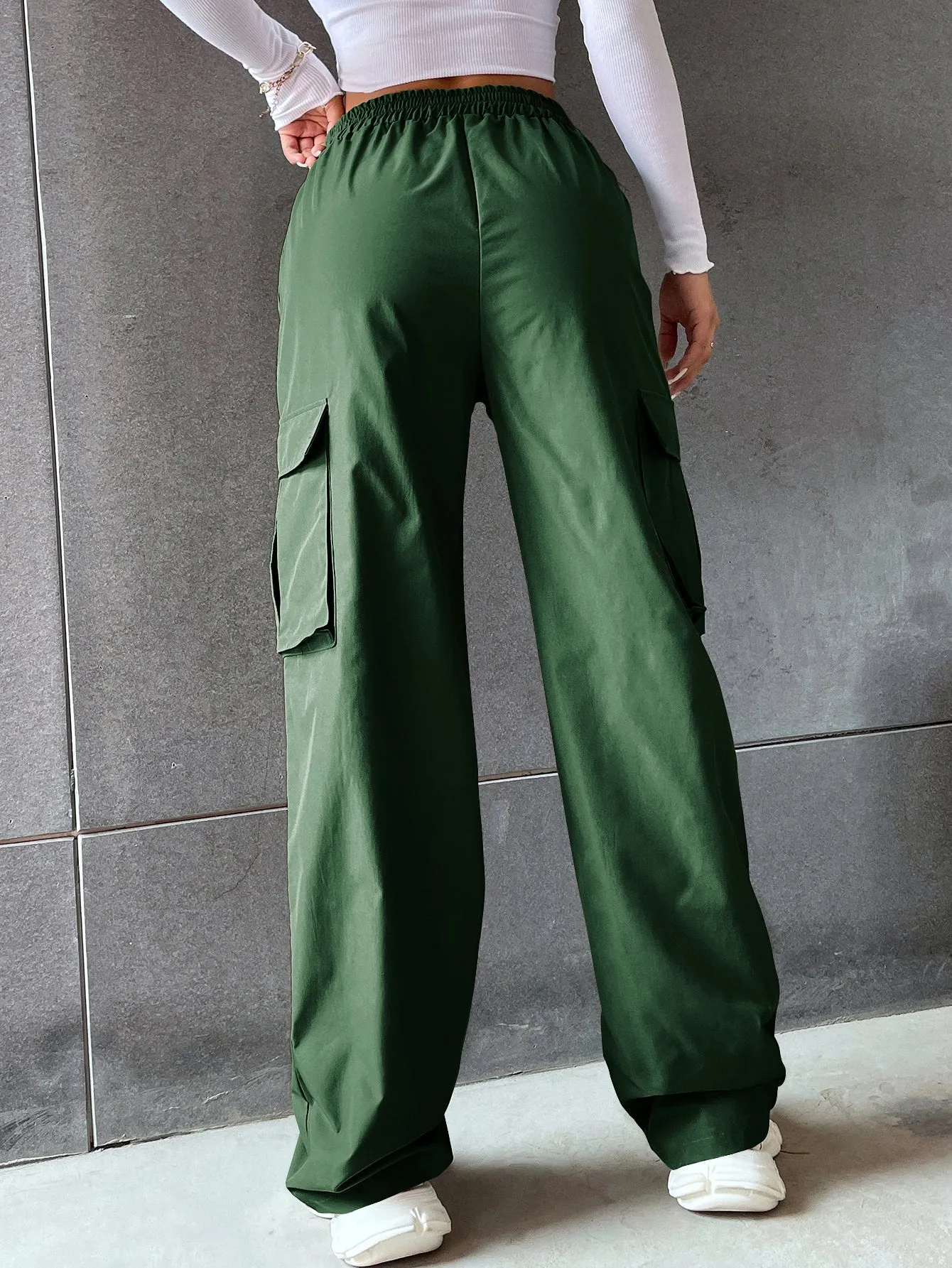 Solid High Waist Flap Pocket Cargo Pants ss22