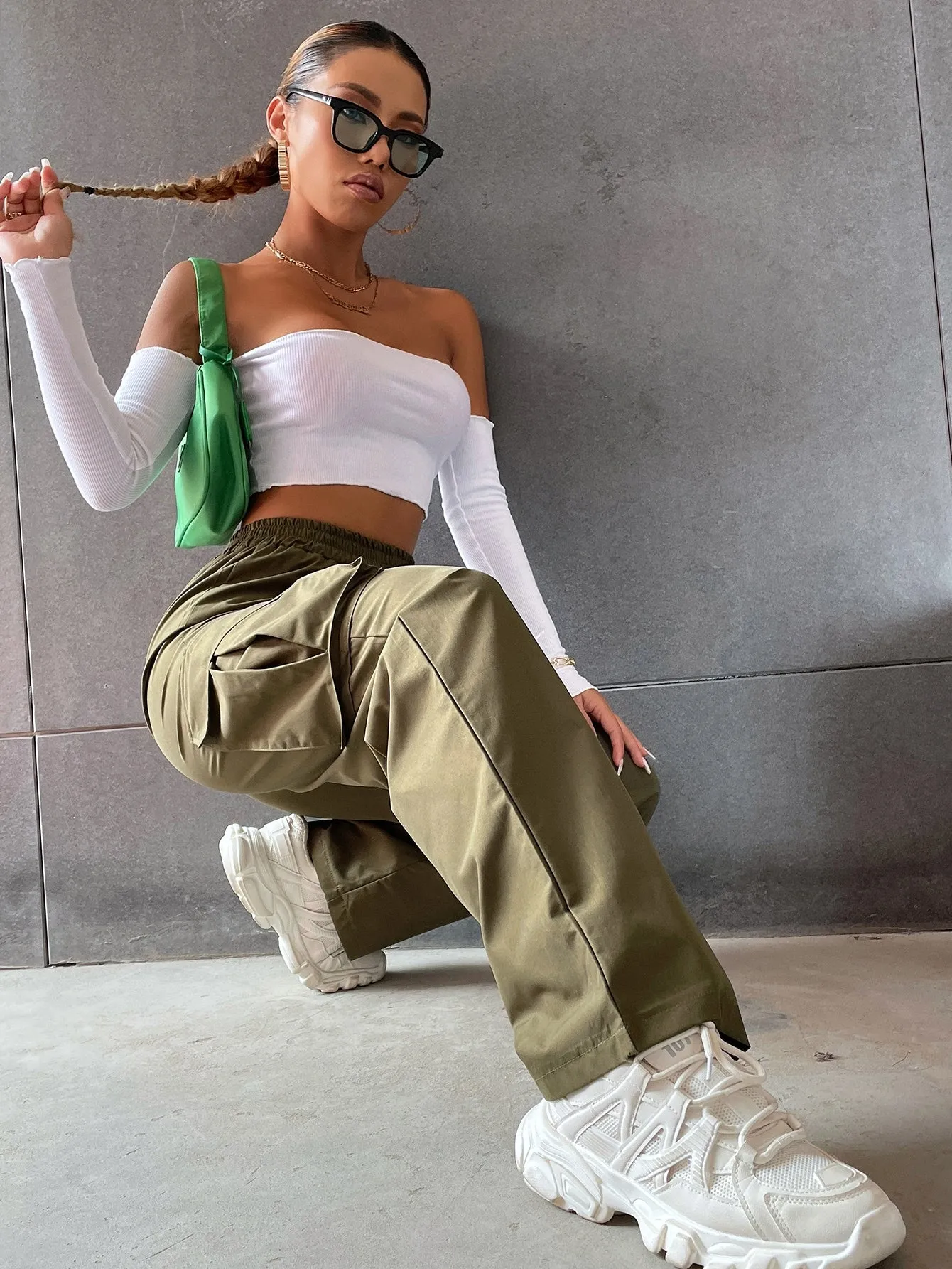 Solid High Waist Flap Pocket Cargo Pants ss22