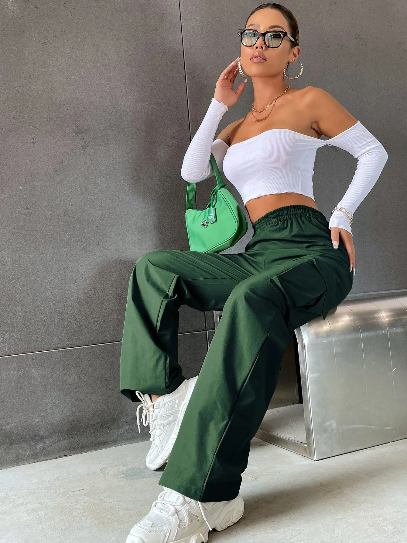 Solid High Waist Flap Pocket Cargo Pants ss22