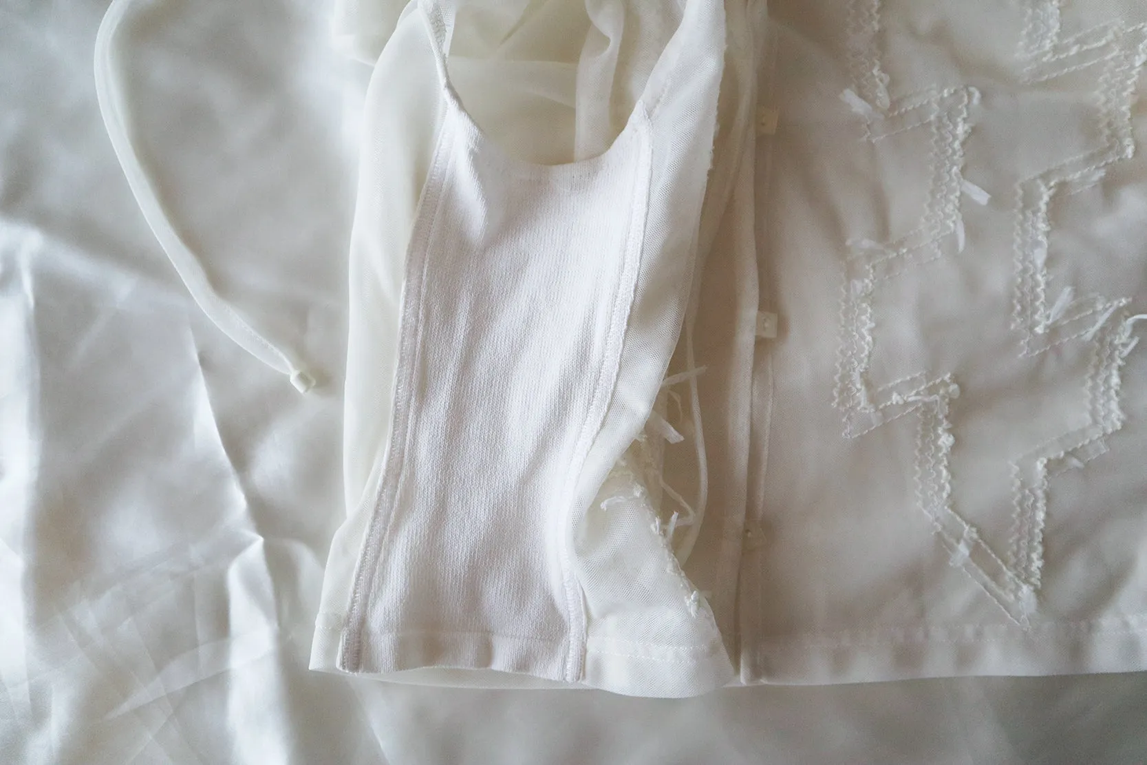 summer sheer top  。