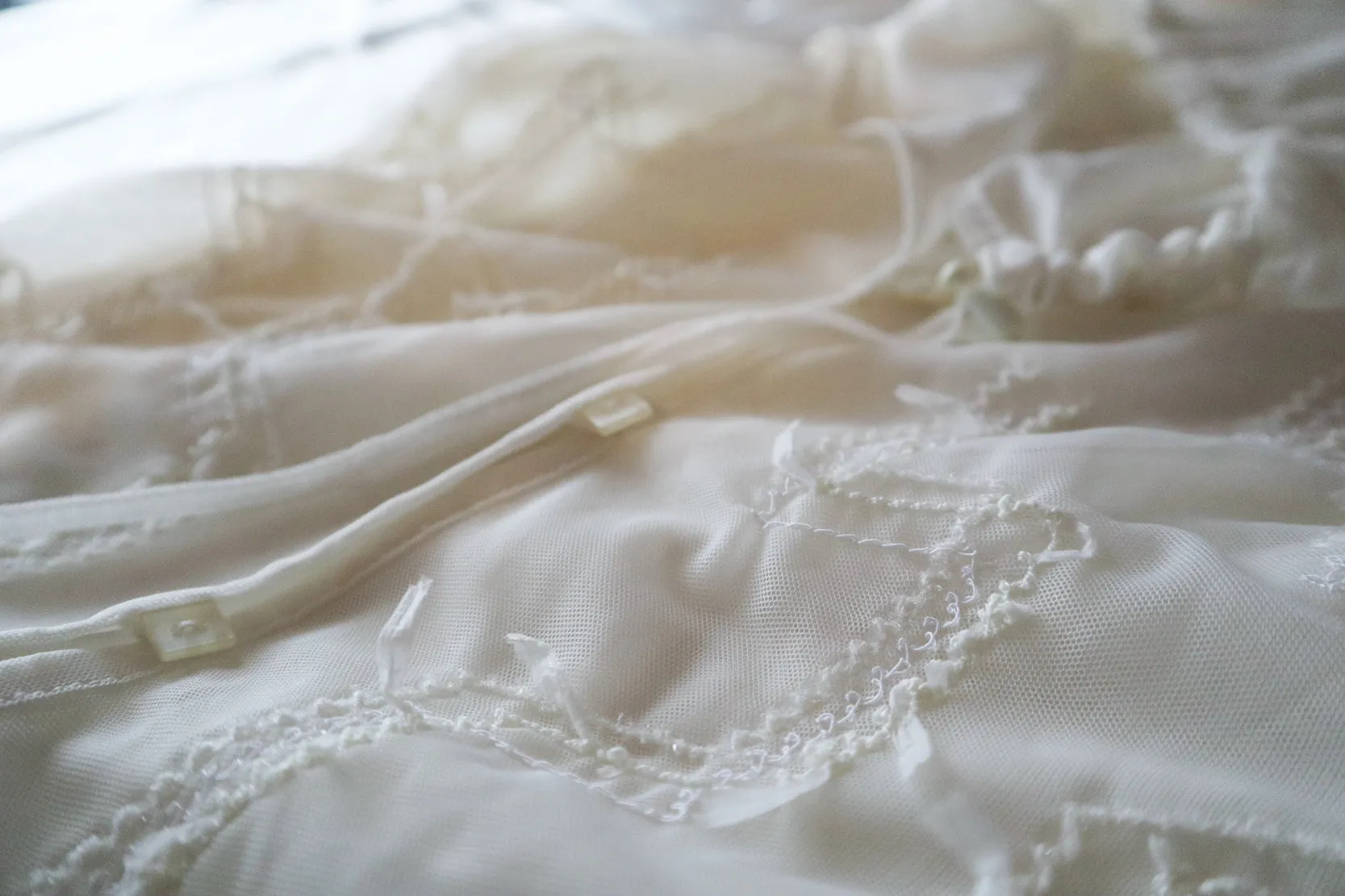 summer sheer top  。